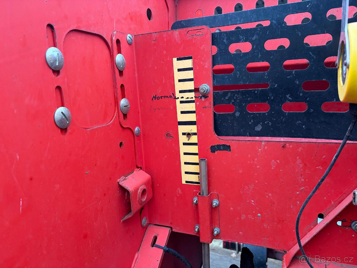 Sázecí stroj na brambory GRIMME GL 32 B – r.v. 2002 - 6