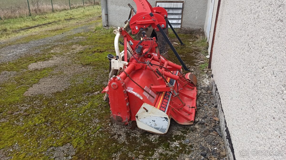 Traktor + rosič + rotavátor - 6