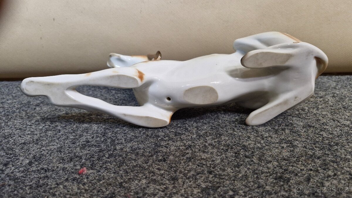 PORCELÁNOVÝ PES ( Lomonosov ) - 6