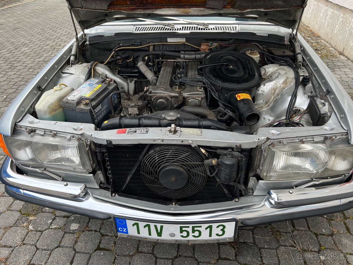 Mercedes-Benz 280 SE - 6