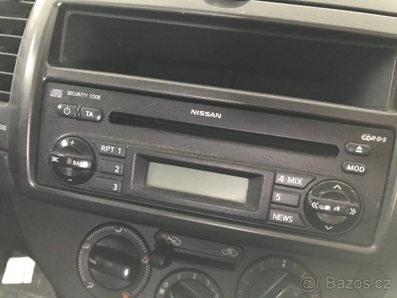 Nissan Note 1,4i 65kW 2007 - díly z vozu - 6