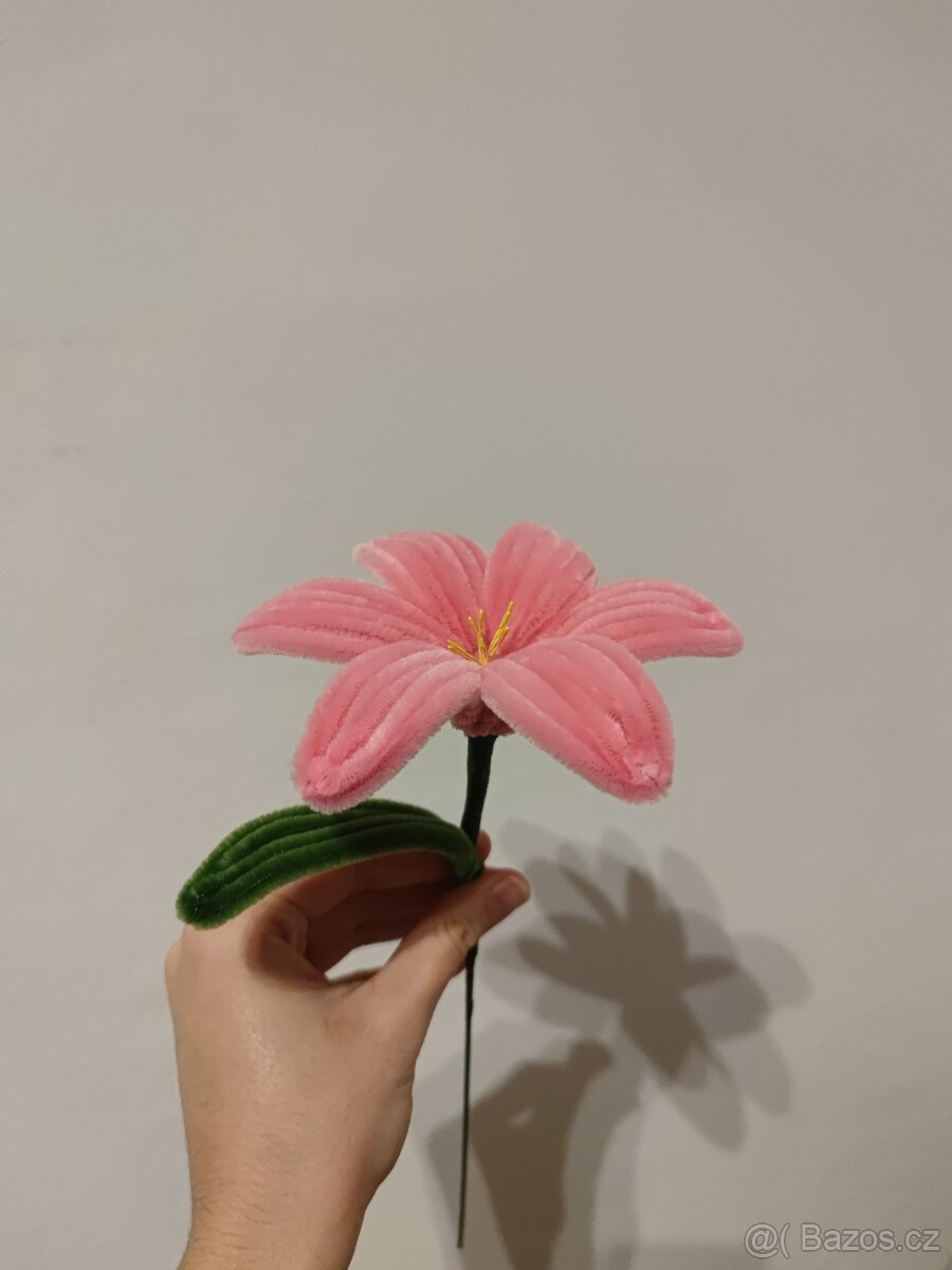 Lilie z chlupatých drátků - 6