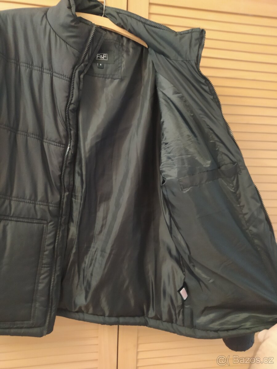 Černá bunda F&F - Velikost S - 6