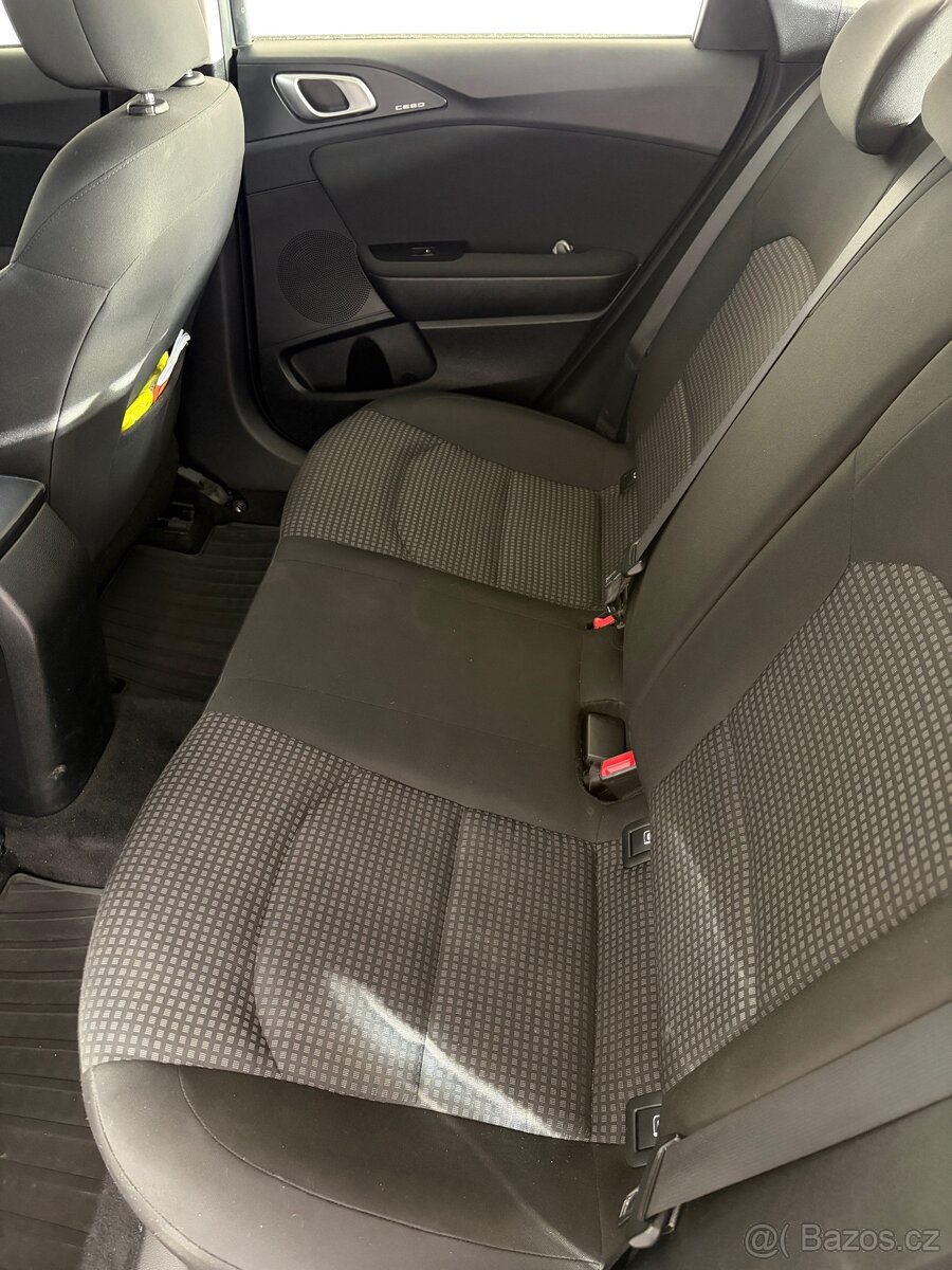 Kia Ceed SW 1.5 T-GDi SPIN 2021 - 6