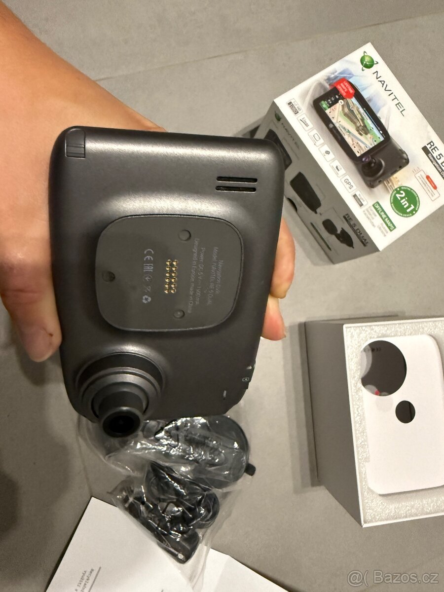 Navigační systém GPS NAVITEL RE 5 DUAL, s kamerou černá - 6