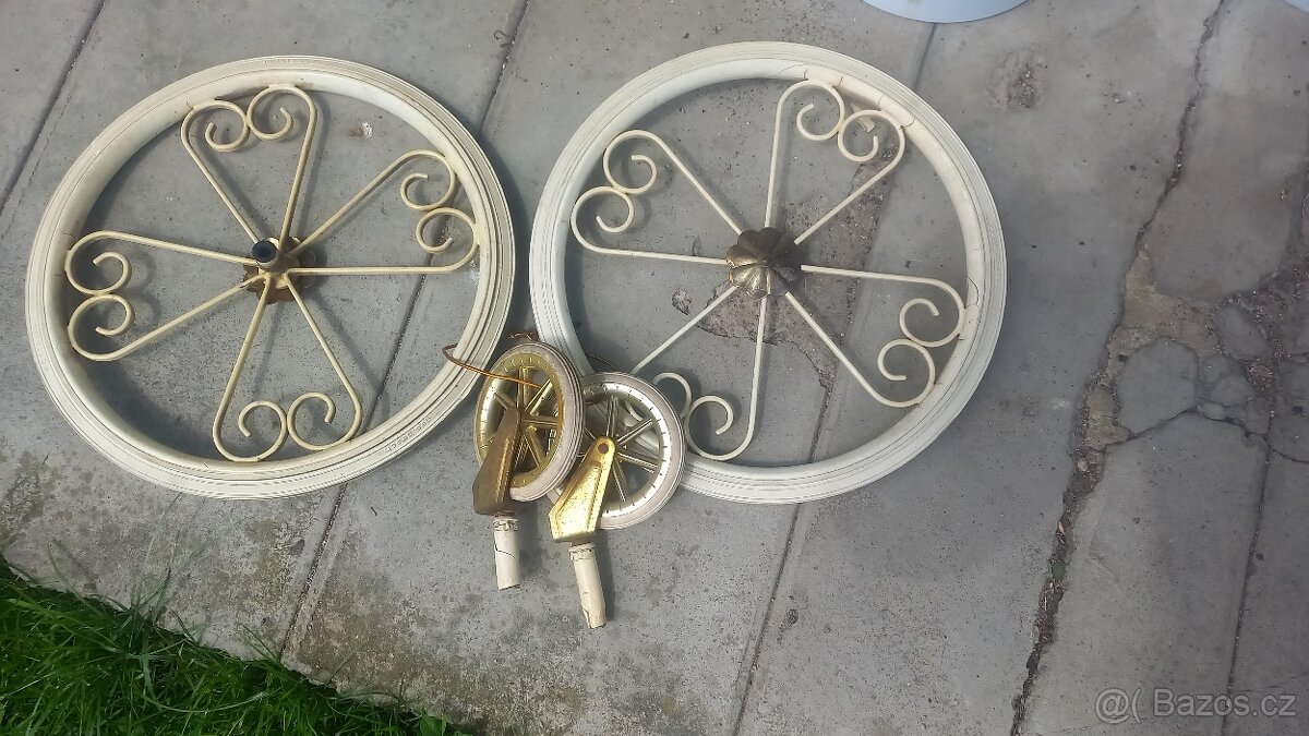 Retro kočárek pro panenky + další kolečka, kola (různá) - 6