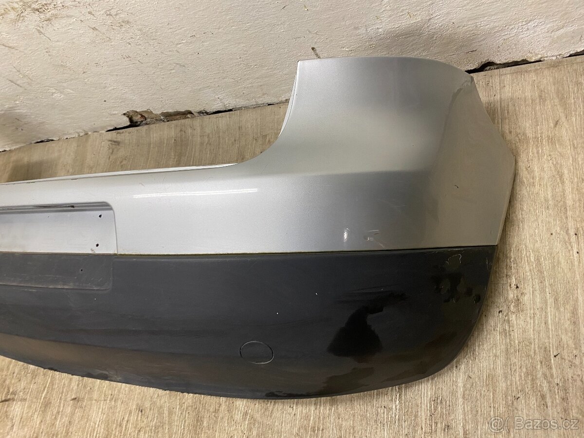 VW GOLF 5 2003-2008 - ZADNÍ NÁRAZNÍK LA7W - 6
