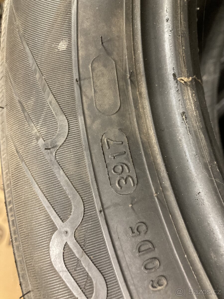 Zimni pneu 215/55 R17 nokian - 6