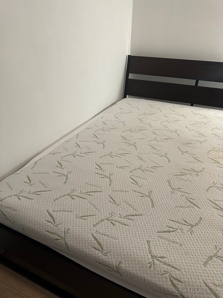 Postel, rošty, matrace 200x160 - 6