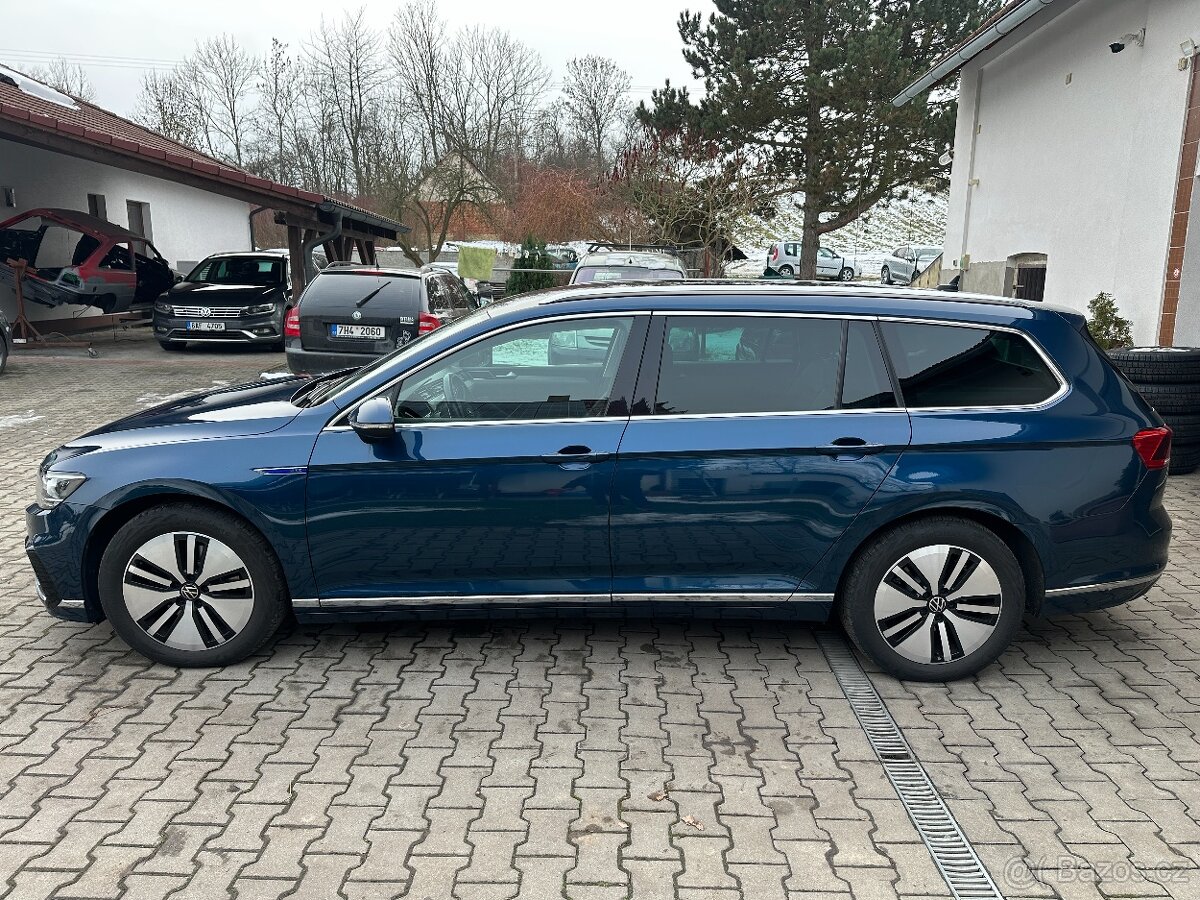 VW PASSAT HYBRID 1,4 GTE DSG , DPH, Virtuální cocpit - 6