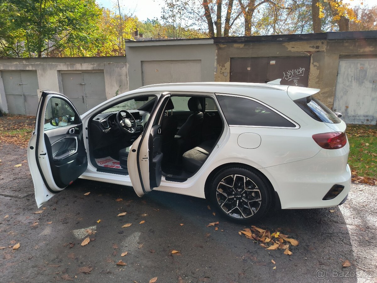 Kia Cee´d, SW edice 30 1,5 T-GDi GPF - 6