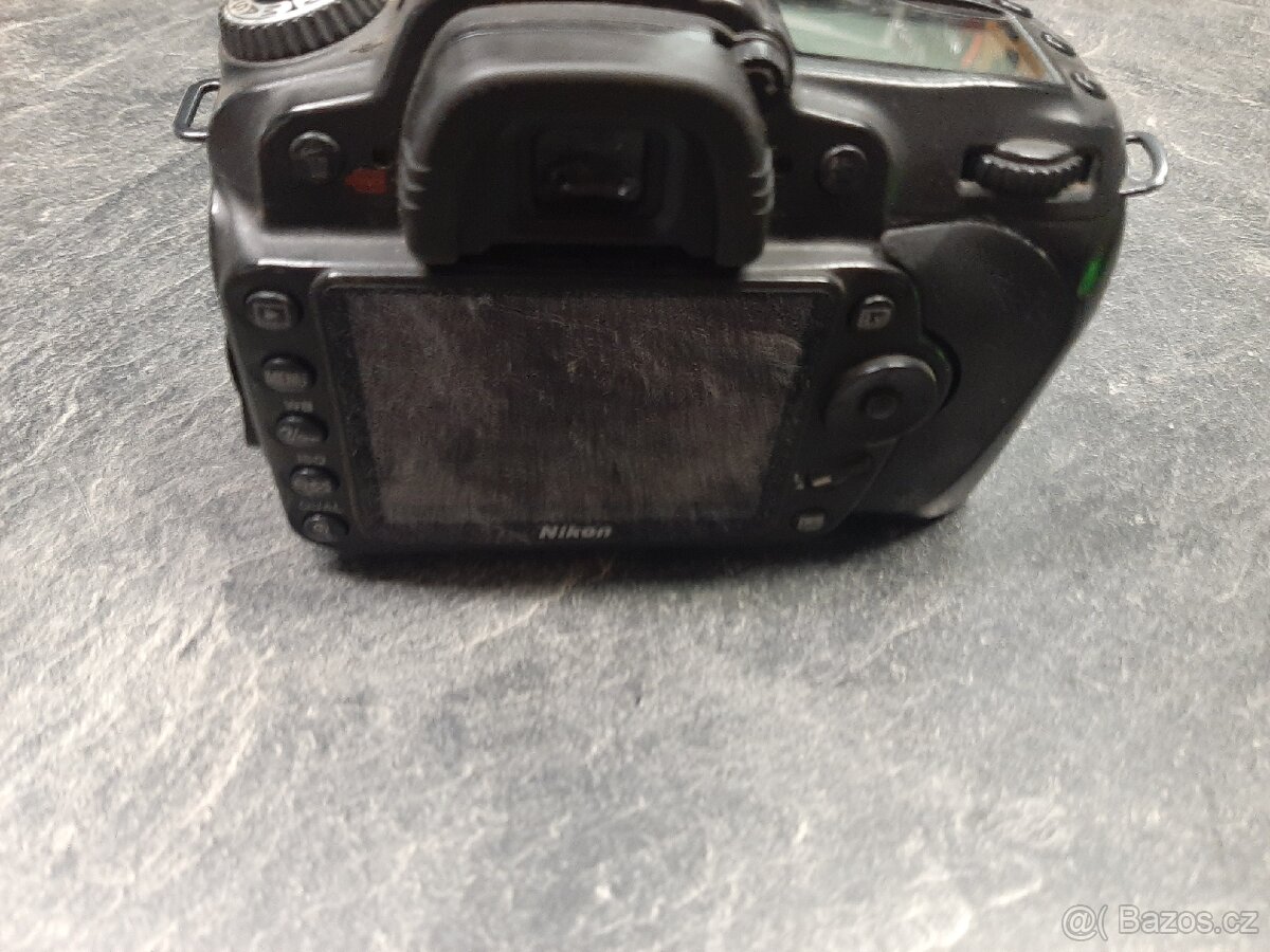 Zrcadlovka Nikon D90 + objektiv Nikon VR18-105 ed - 6