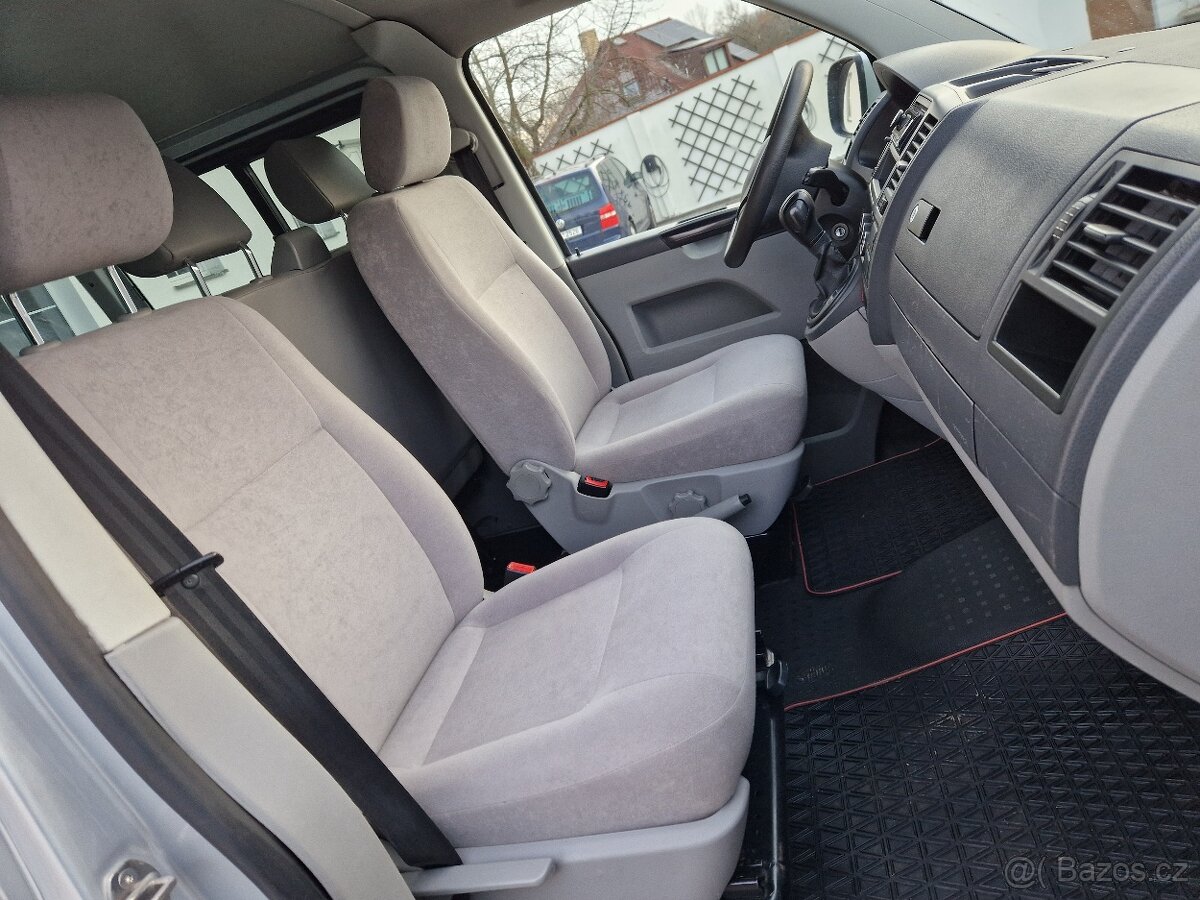 VW Transporter Long 2.0 TDi 103 kW DSG až 9 míst - 6