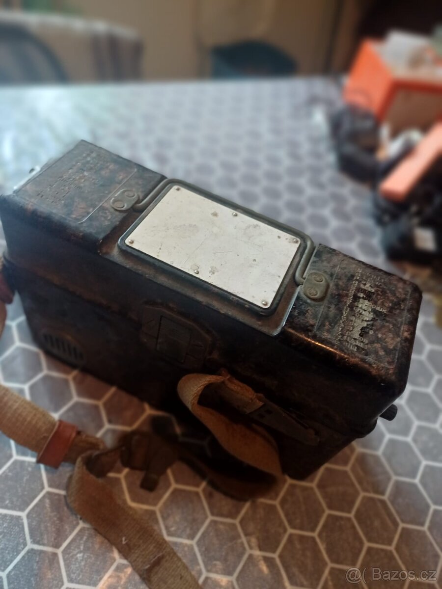 Prodám ruzné drobné militarie - 6