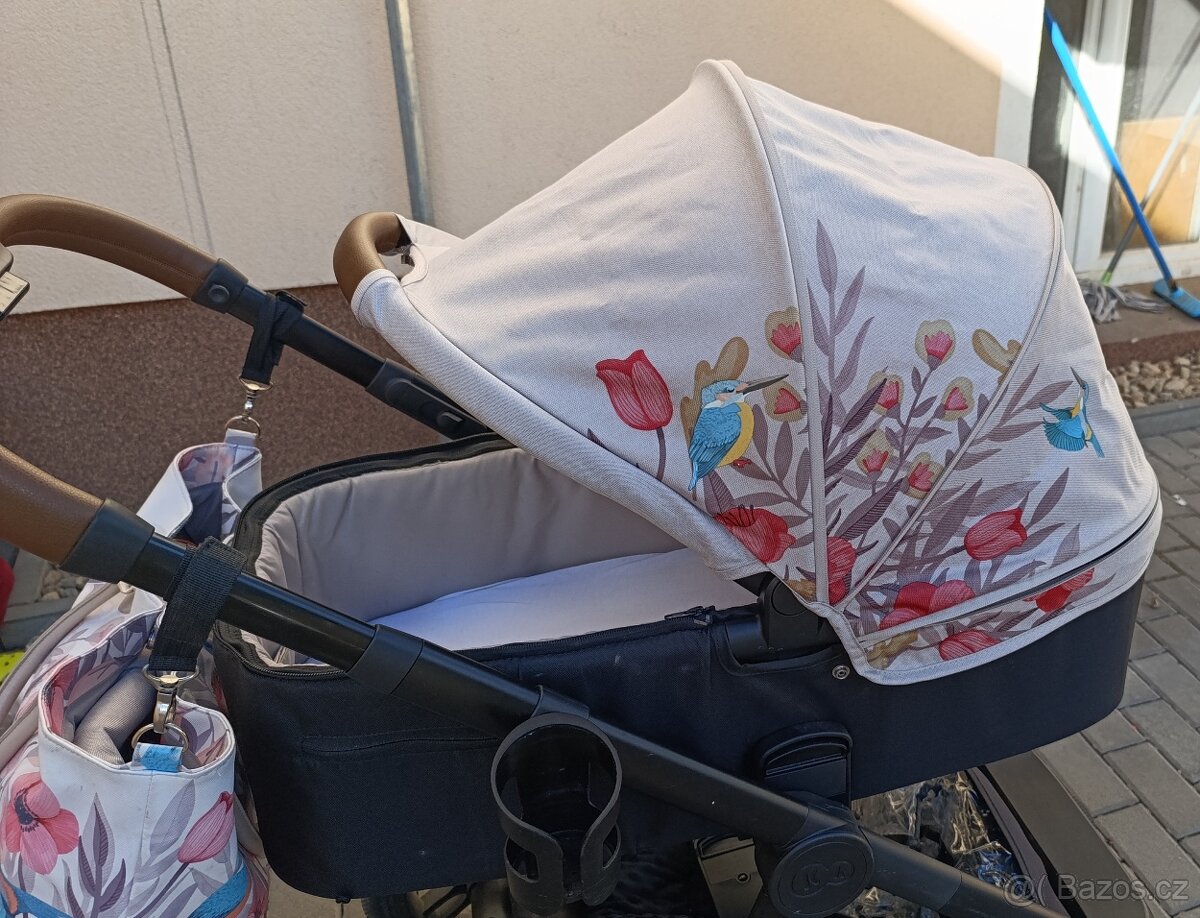 prodám kočárek 2v1, 3v1 - 6