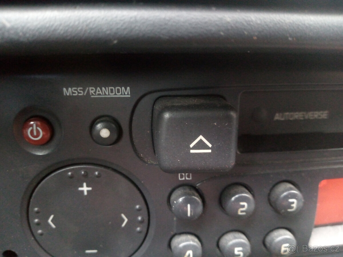 Prodám díly z Renault Megane 1.9 DCI - 6