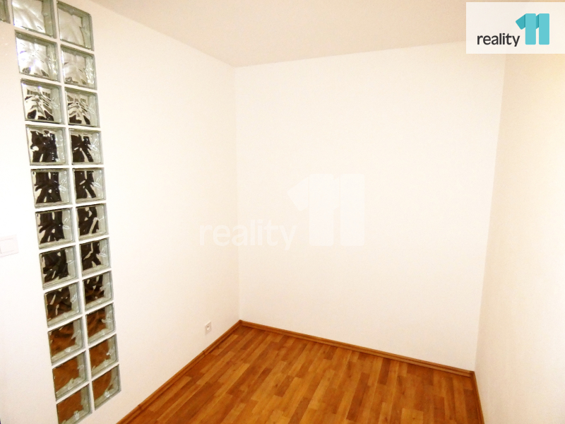 K pronájmu zrekonstruovaný byt 3+kk, 47 m2, Nekvasilova, Pra - 6