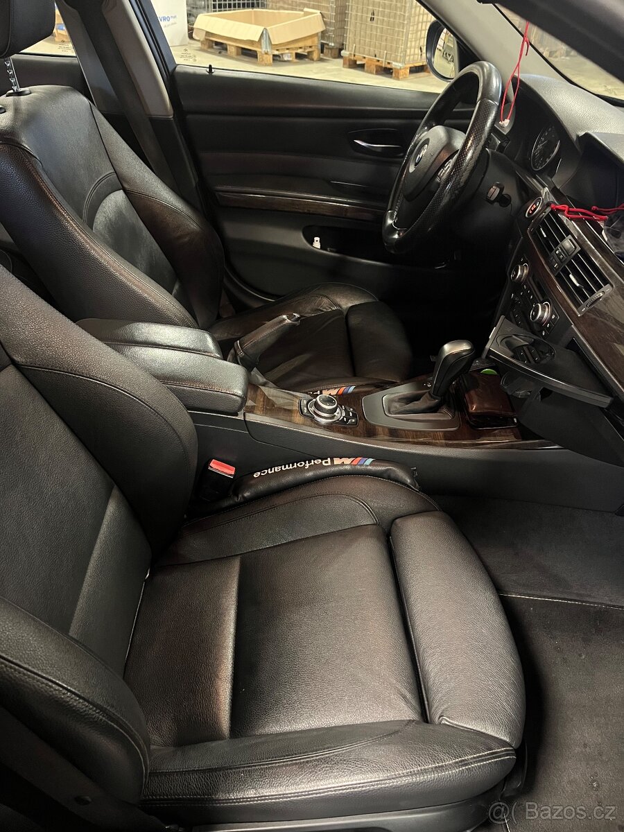 BMW E90 318D rok 2010 - 6