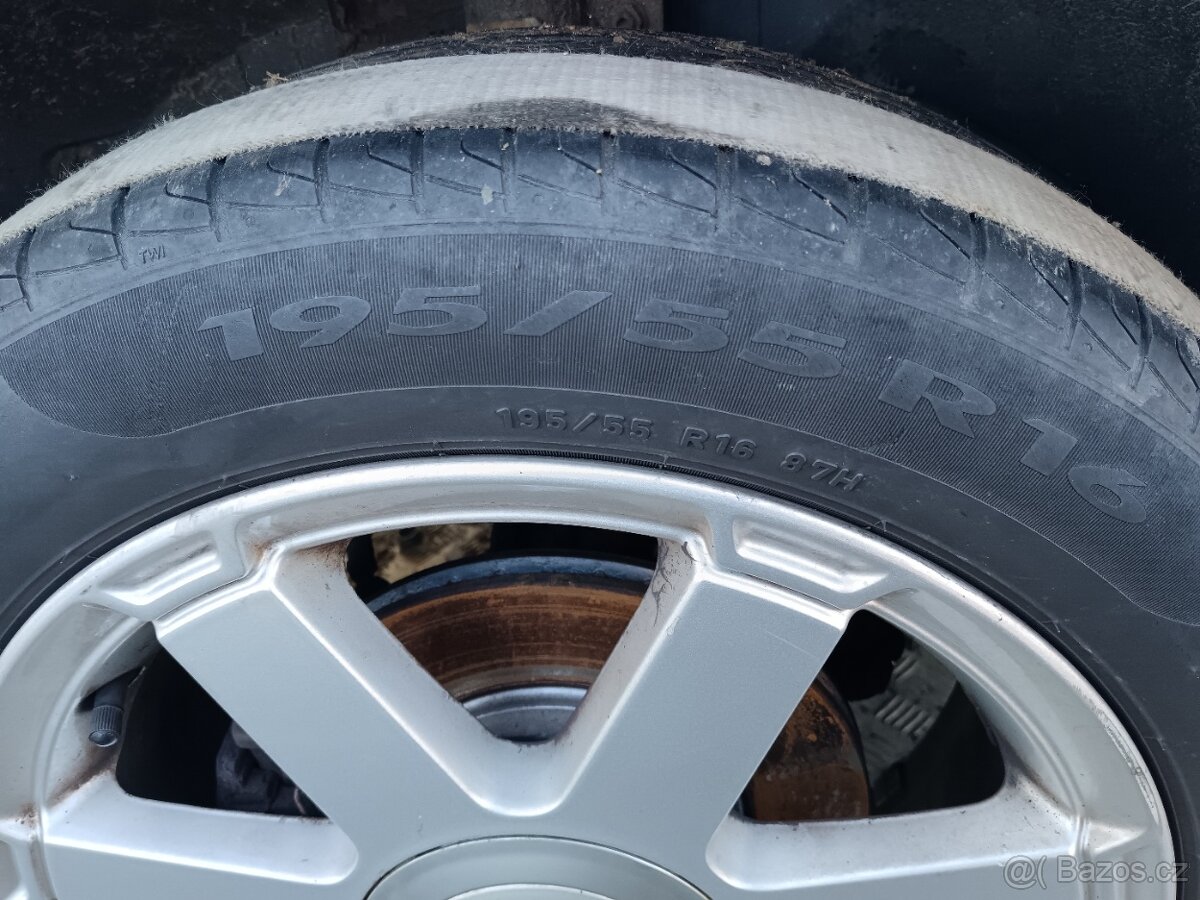 Ford Fusion 1.4 i - 6