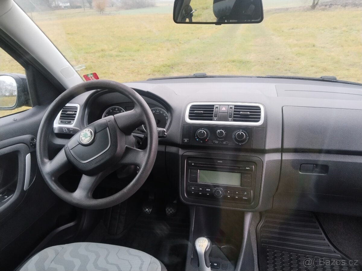 Škoda Roomster 1,4 benzín,2010,172000km,nová stk - 6