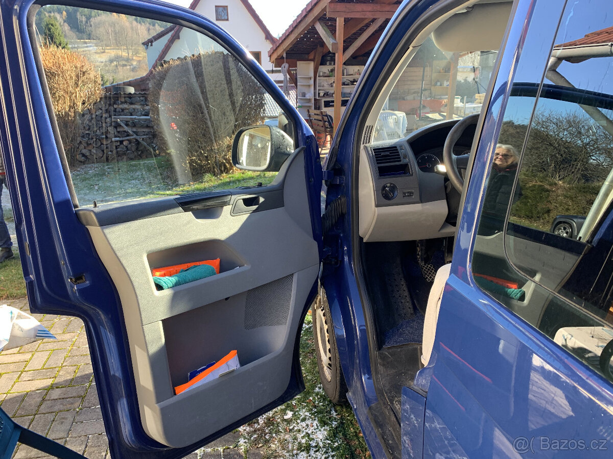 Transporter T5, 2.0tdi, 9 míst, 2012 - 6
