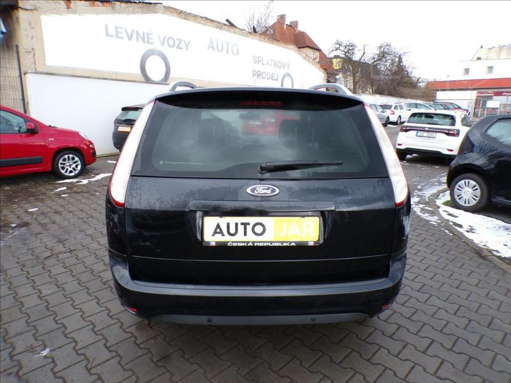 Ford Focus 1,6 16V NAVIGACE - 6