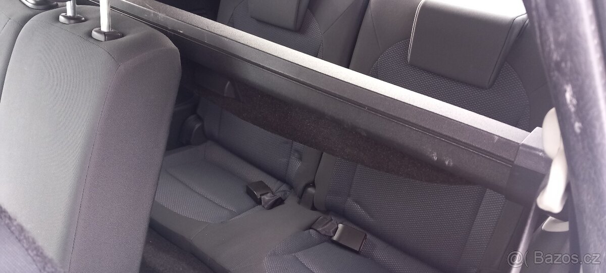 Nissan Qashqai +2, 2.0i - 6