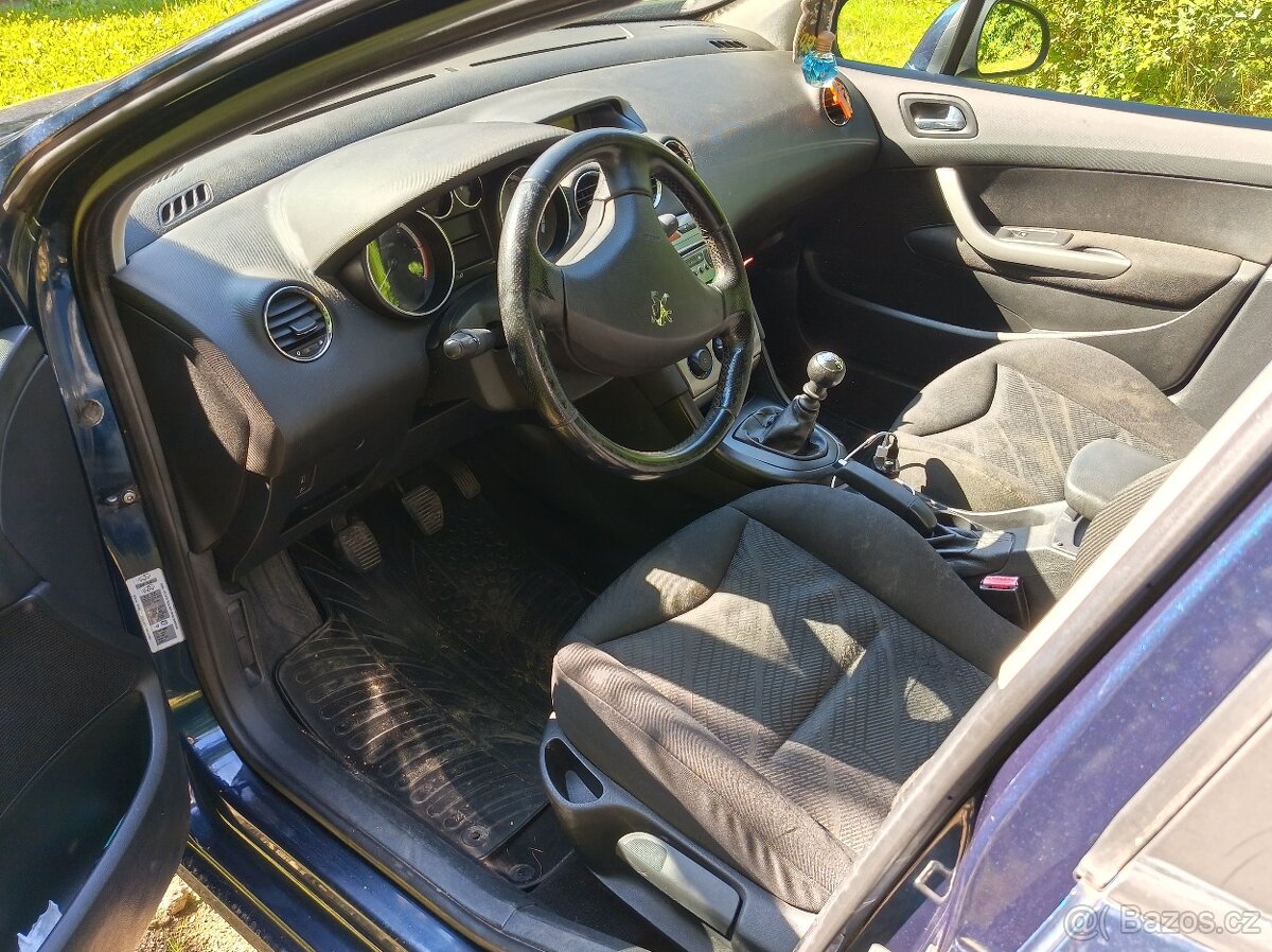 Prodám auto Peugeot 308 SW - 6