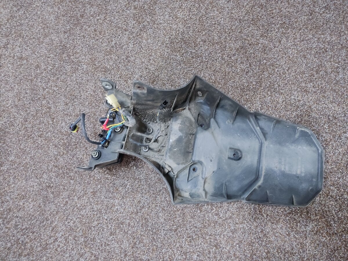 Díly aprilia caponord 1000 - 6