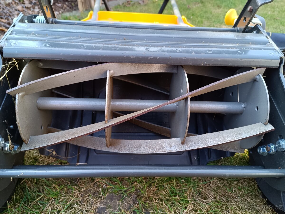 Vřetenová sekačka STIGA SCM 440 FS - 6