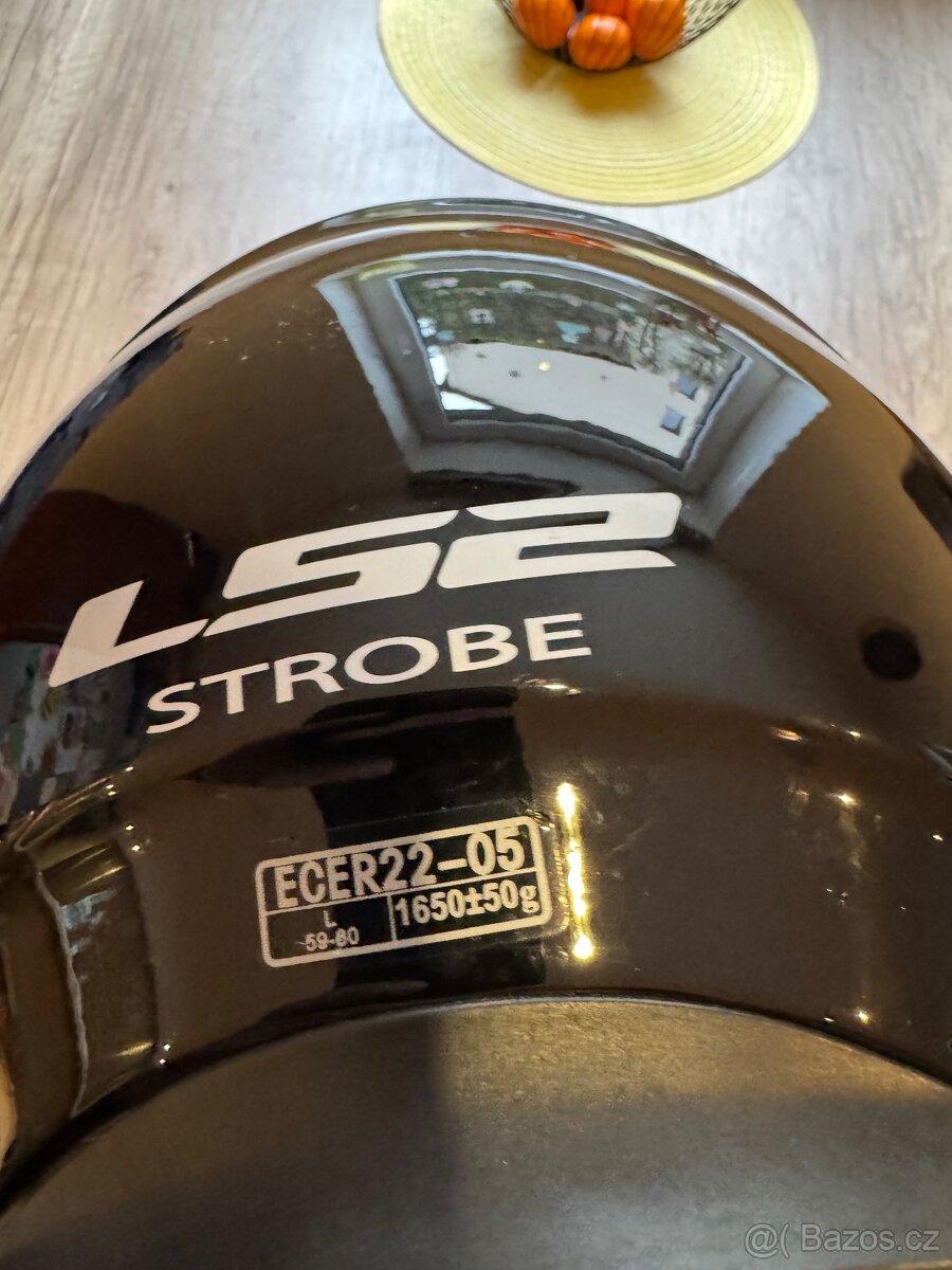 Vyklopna helma LS2 Strobe - 6