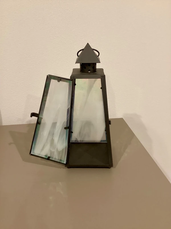 Kovová lucerna s vitrážovým sklem - 6