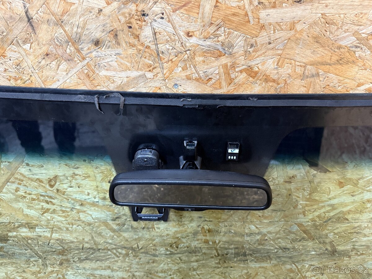 ČELNÍ OKNO HYUNDAI I40 2012 - 6