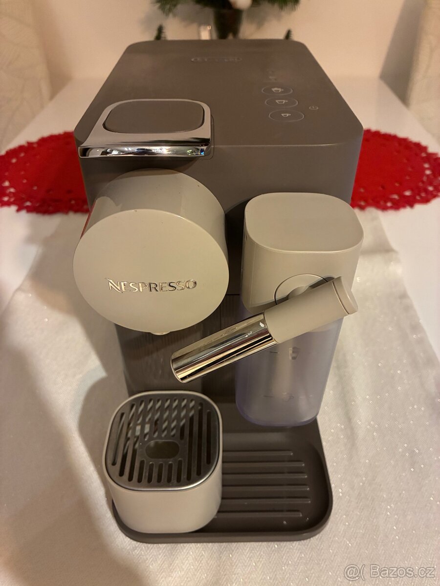Kávovar Nespresso Lattissima One Šedý - 6
