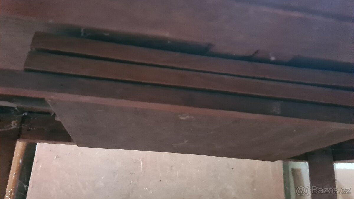 Stare skrine, stul a zidle - 6