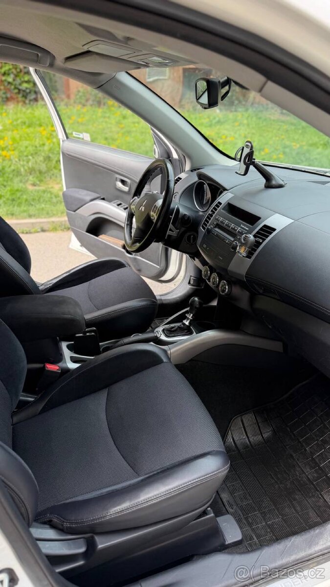 Mitsubishi Outlander 2.2d, automatic - 6
