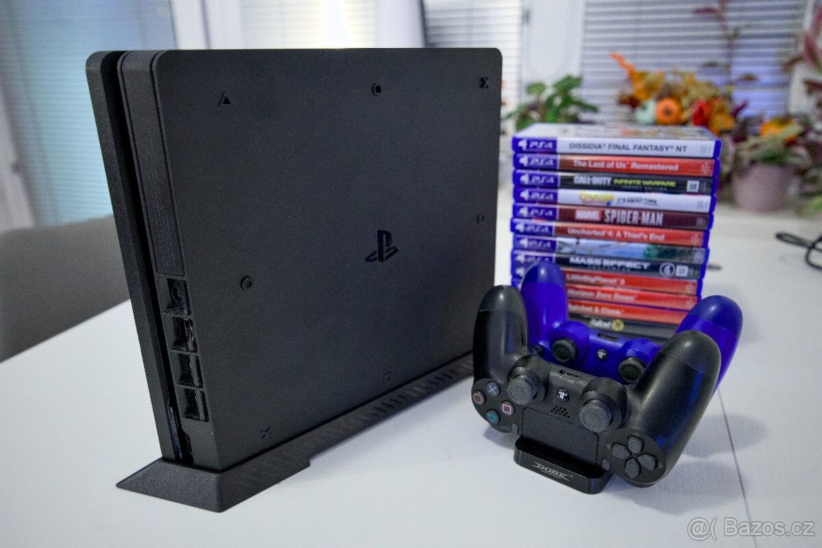 Prodám Playstation 4 Slim 1TB SSD + 13 Her + 2 Dualshock 4 o - 6