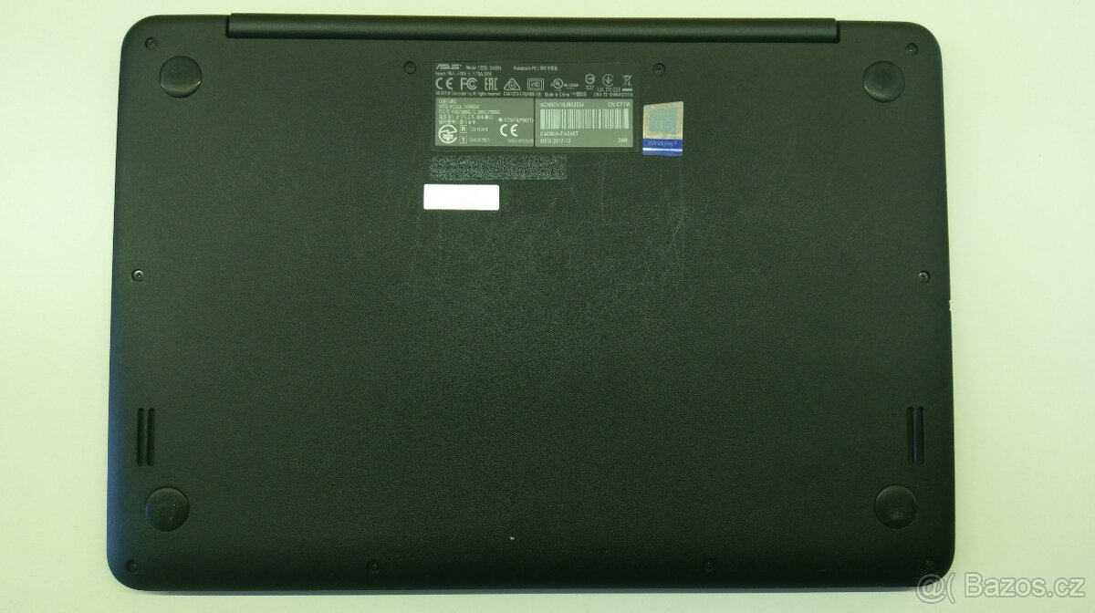 Asus VivoBook E403NA - 6