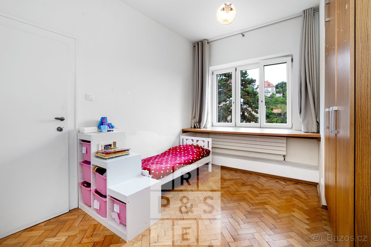 Prodej bytu 3+1 98 m² + zahrada 591 m², Praha - Smíchov - 6