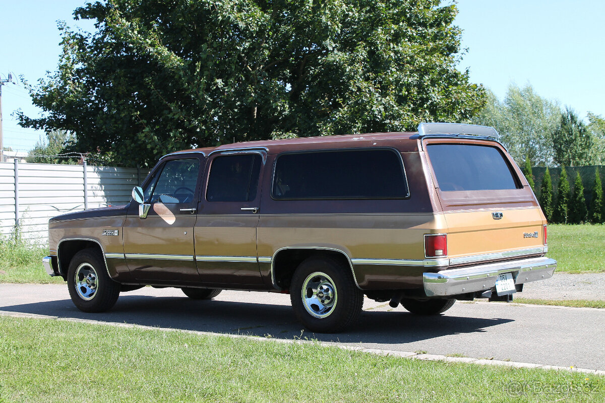 1988 GMC Suburban Sierra Classic 1500 2WD 5.7 V8 - 6