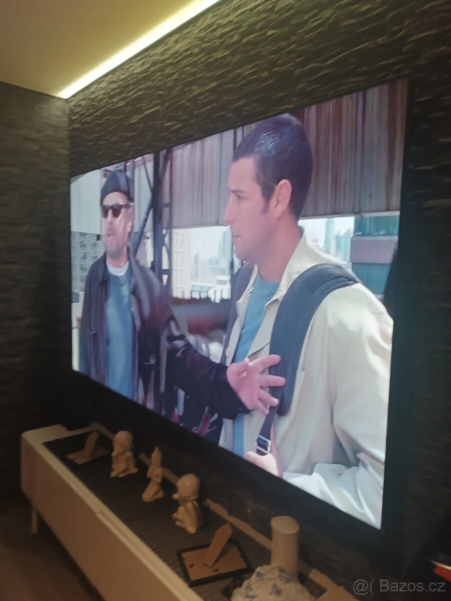 Prodám tv Smart 215cm Hisence v 4K - 6