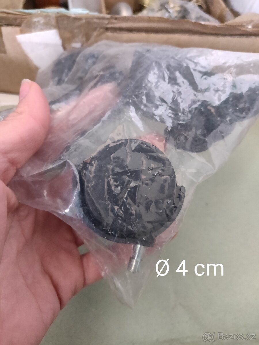 Kolečka - kolečková židle - 6