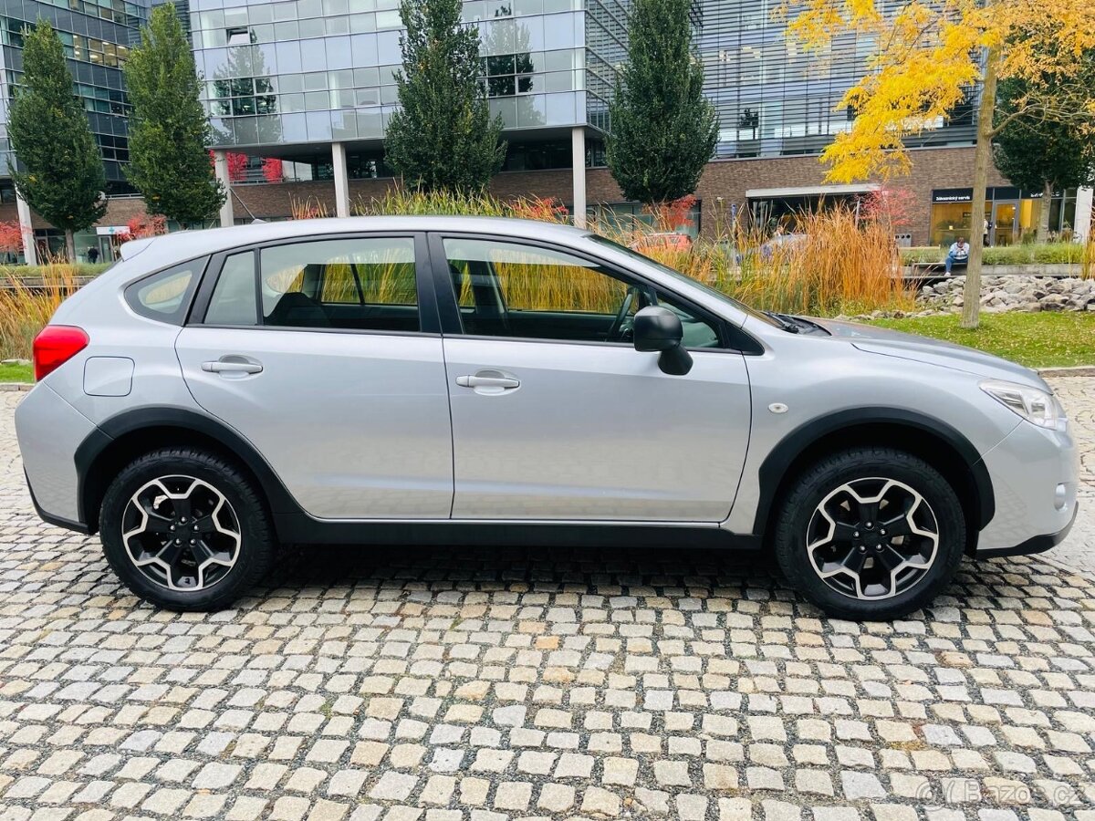 Subaru XV 2.0i 4x4 110KW AUTOMAT SENZORY VÝHŘEV SERVISKA - 6