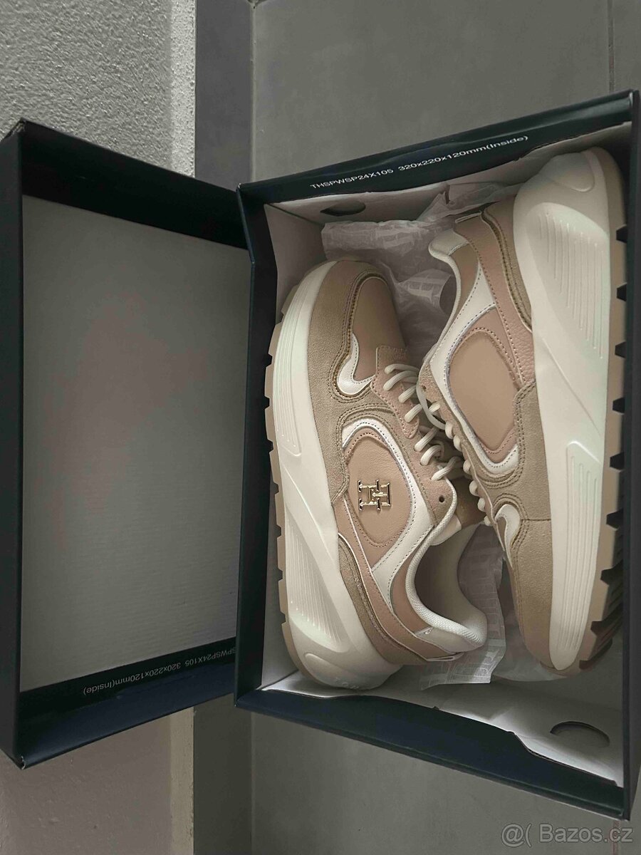 Dámské tenisky Tommy Hilfiger - 6