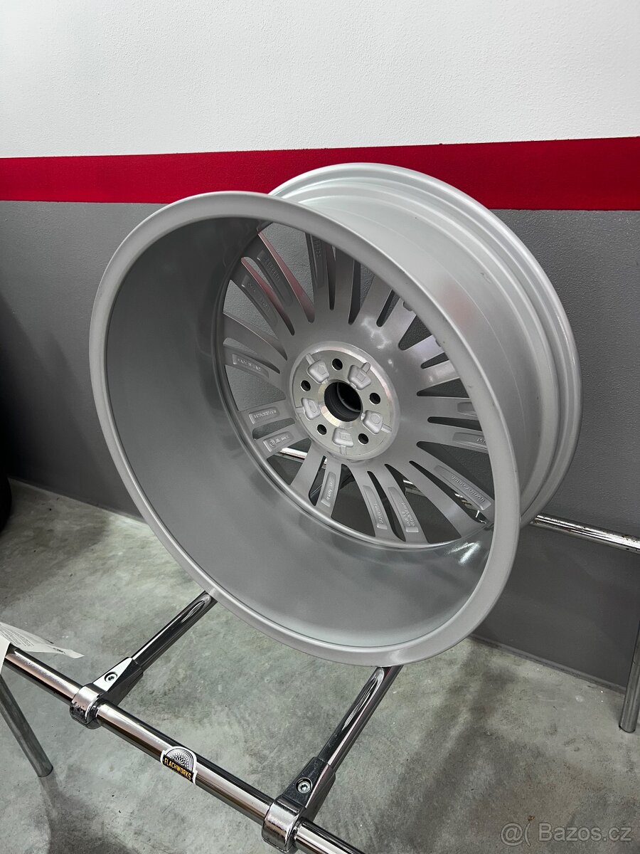 Enyaq skoda r21 aquarius top - 6