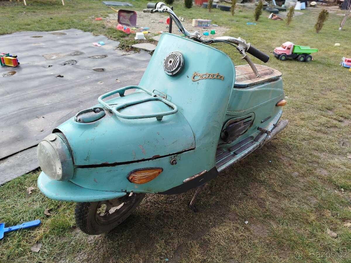 Predám čz 175/501 prasa skútr prase čune. - 6