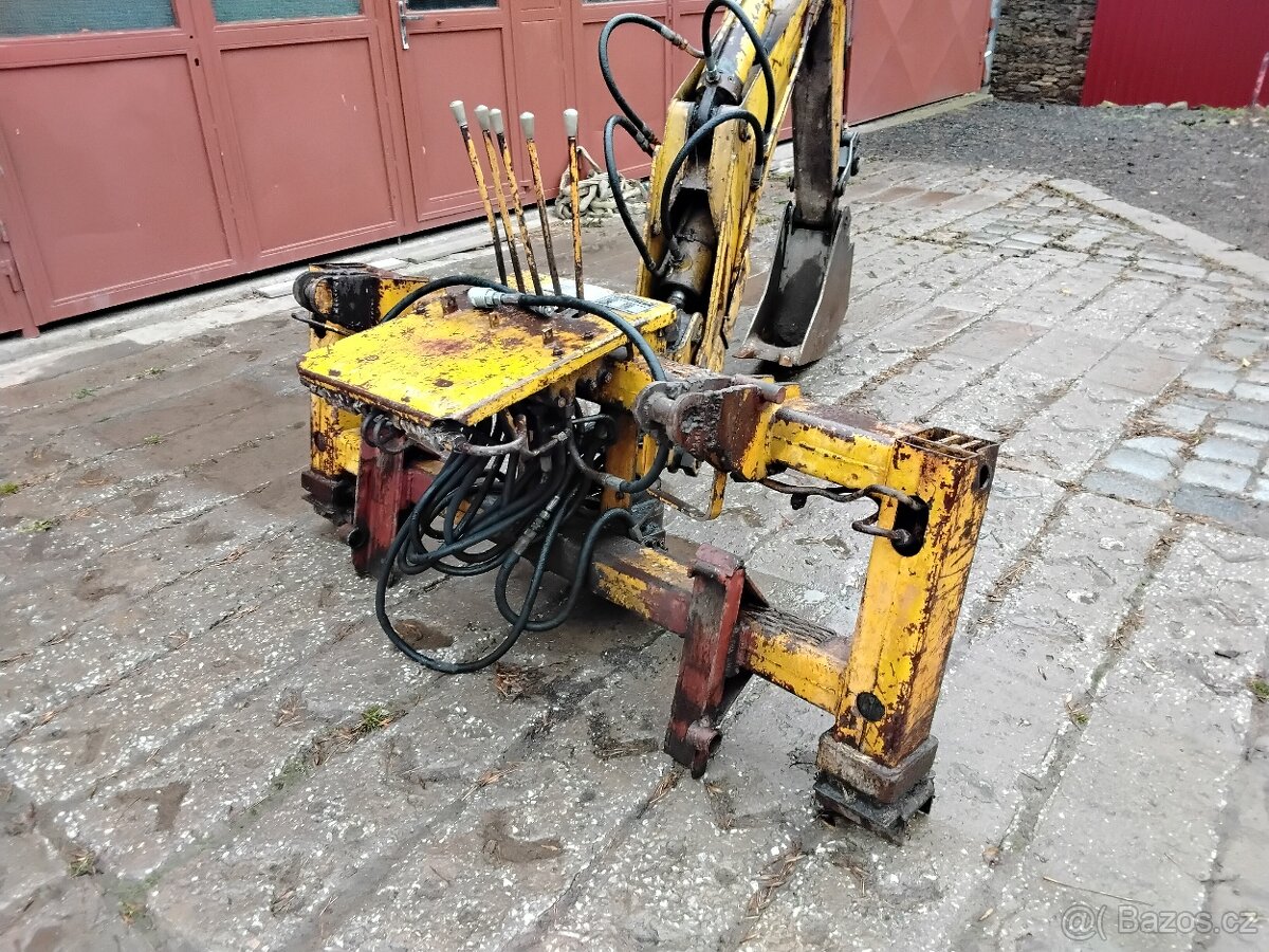 Podkop na smykoví nakladač - 6