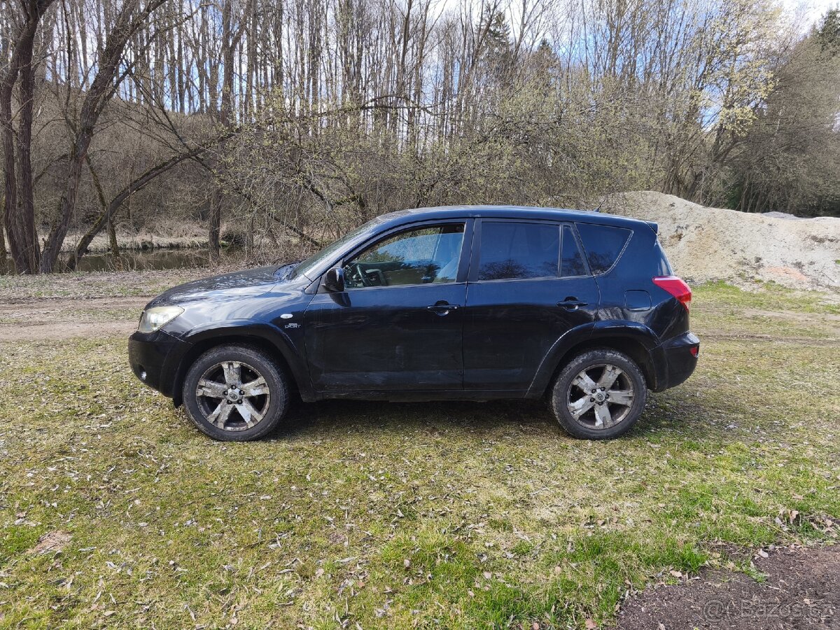 Toyota rav 4 2.2 - 6