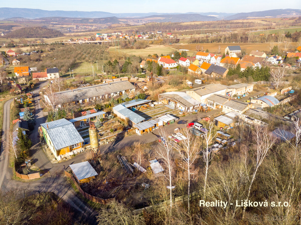 Prodej bývalého zemšdělského areálu nyní využívaného pro dře - 6