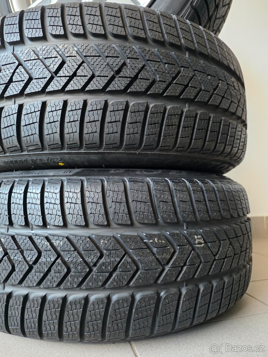 Orig. Tesla Model Y / Zimní Pirelli 255/45/19 - nejeté - 6